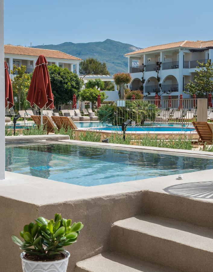 Bitzaro Grande Hotel & Suites Kalamaki  Ngoại thất bức ảnh
