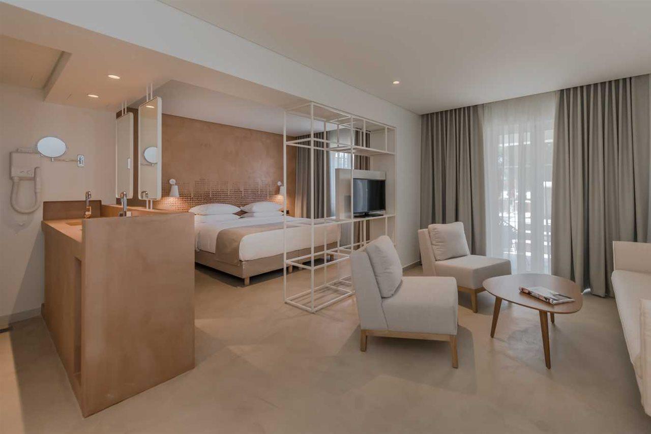 Bitzaro Grande Hotel & Suites Kalamaki  Ngoại thất bức ảnh